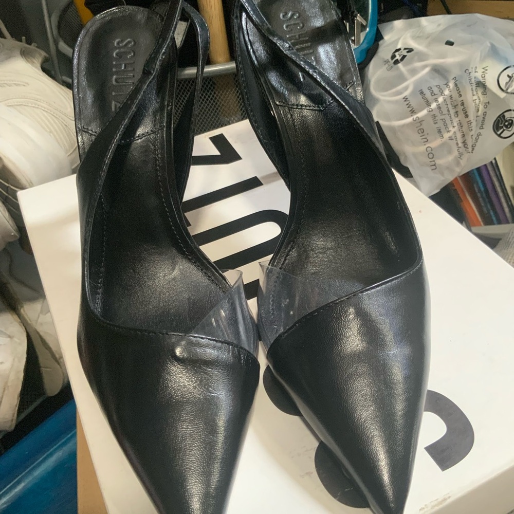 SCHUTZ Black Pointed Toe Heels